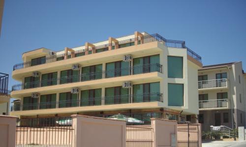 Serenity Hotel สวิติ วลัส ภายนอก รูปภาพ