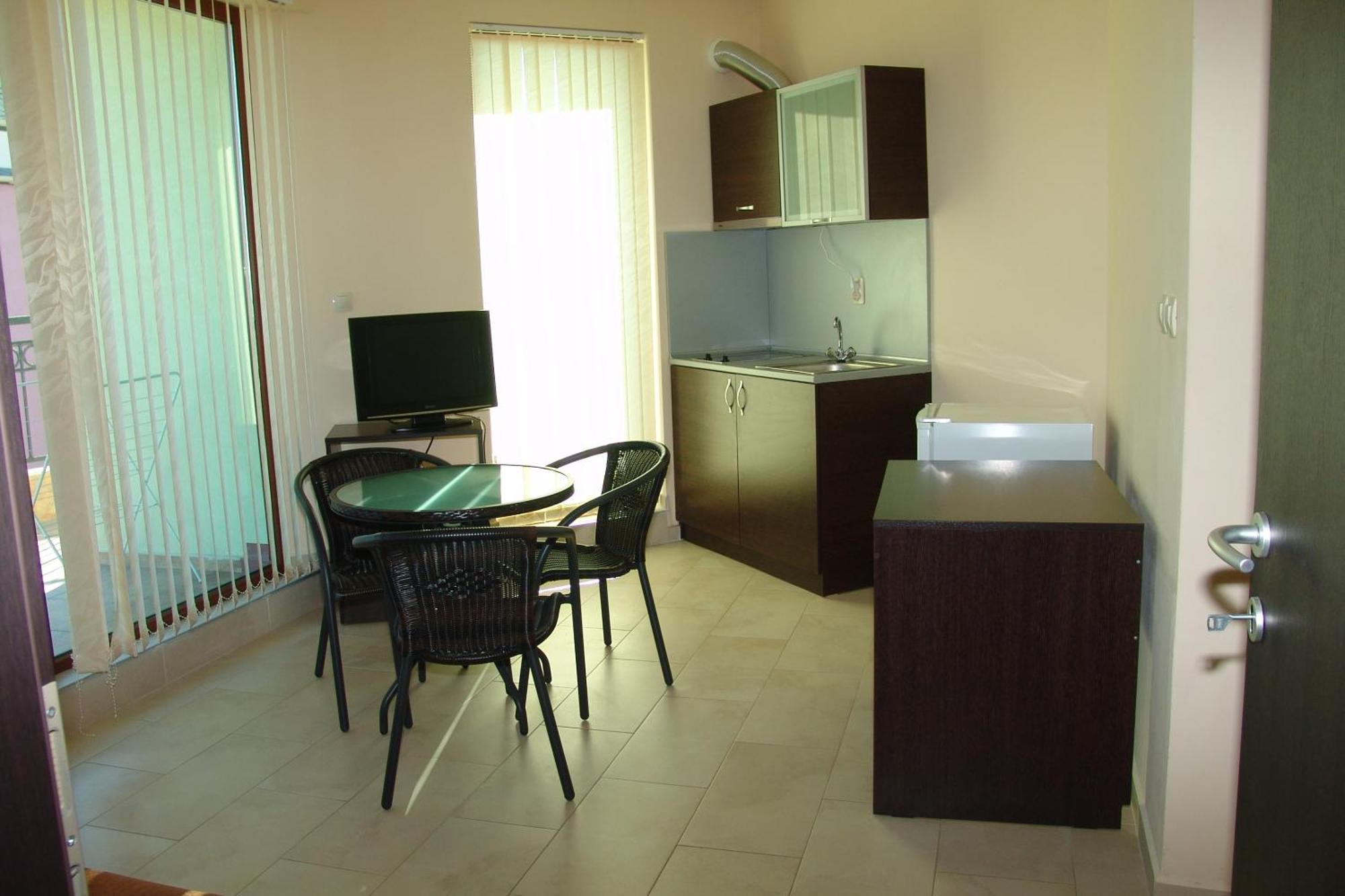 Serenity Hotel สวิติ วลัส ภายนอก รูปภาพ