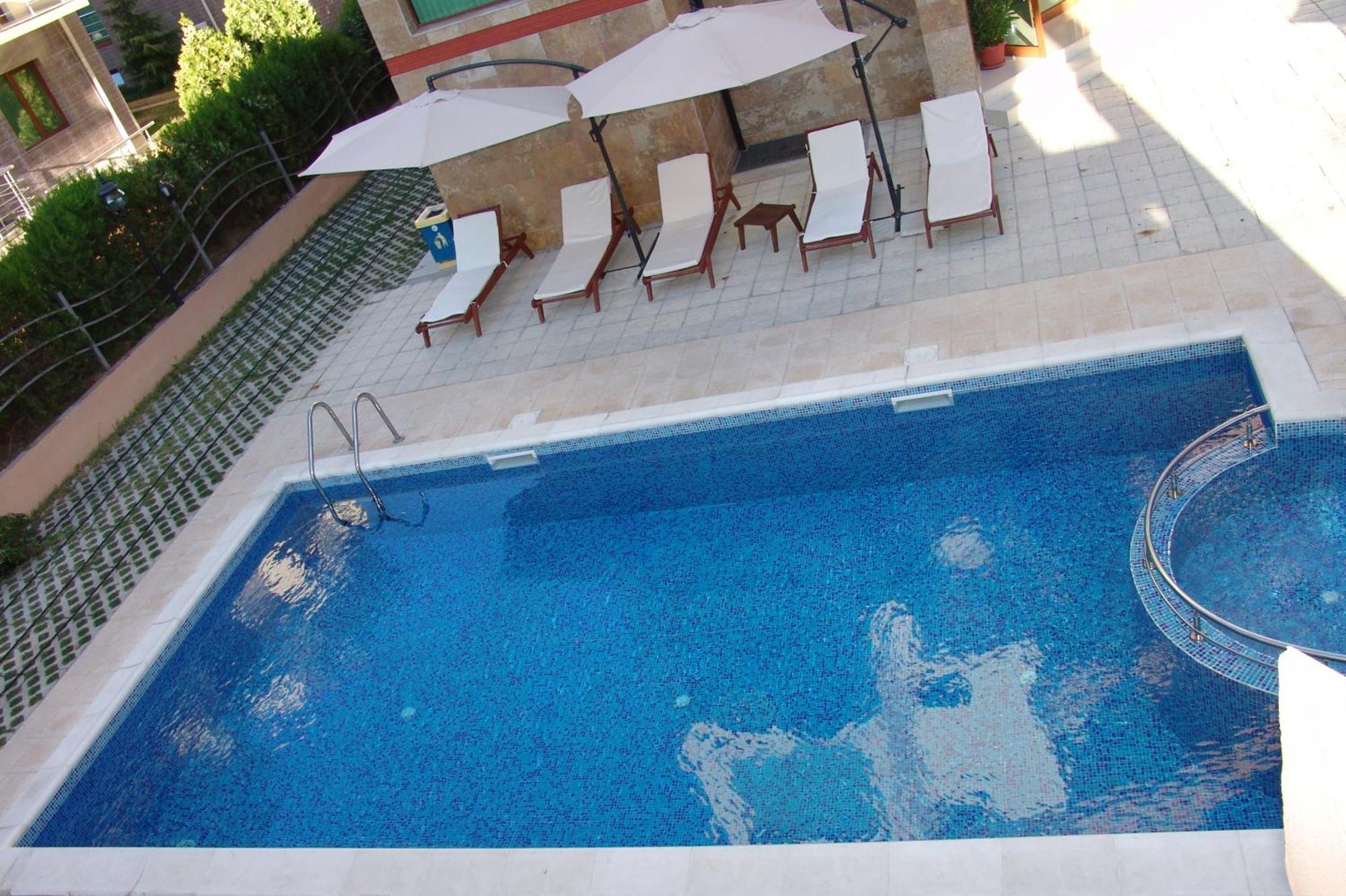 Serenity Hotel สวิติ วลัส ภายนอก รูปภาพ